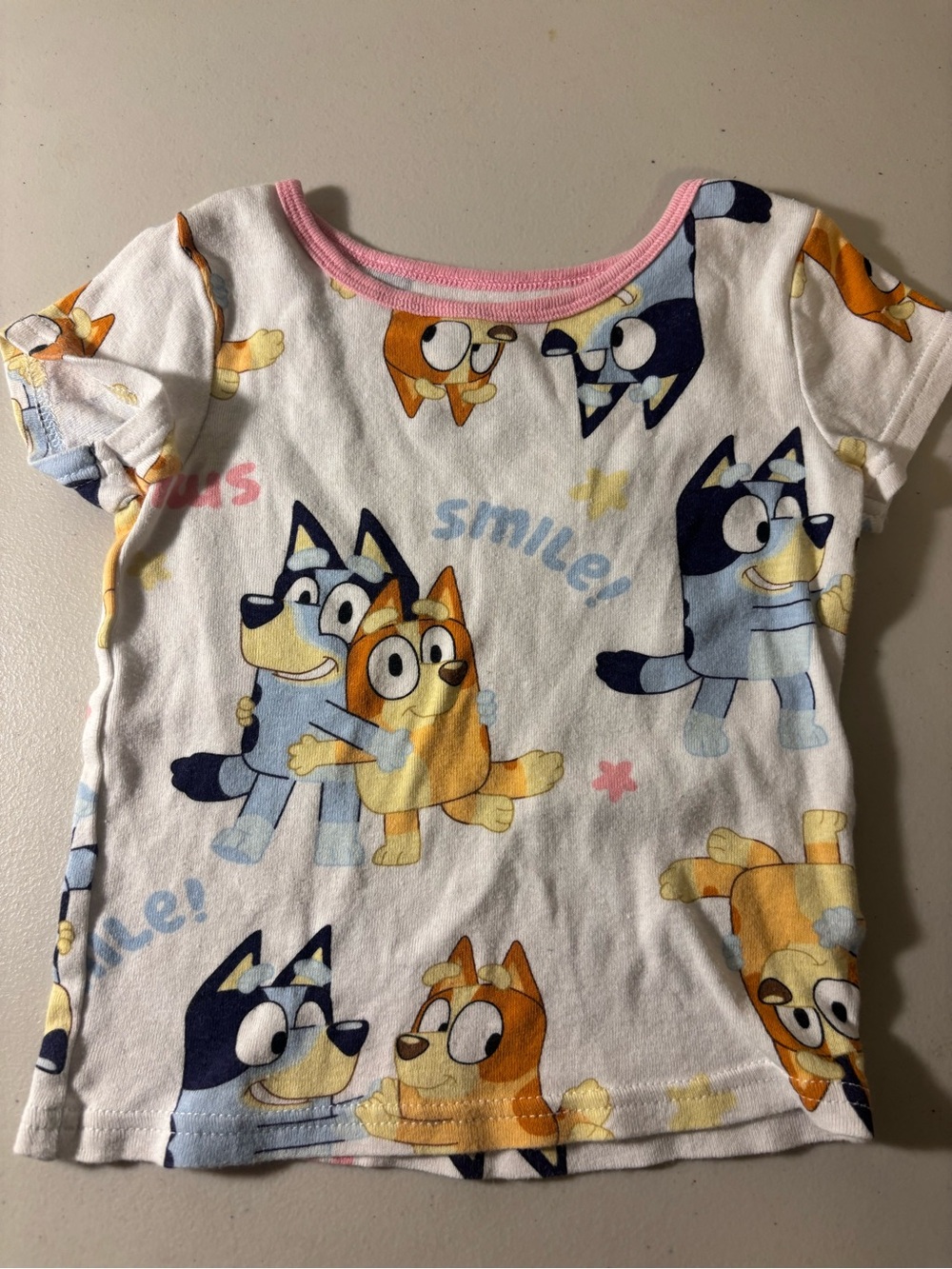 Lucy White Kids Tee with Bluey Characters and Pink Trim